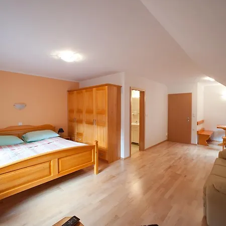 Prenocisca Valentina *