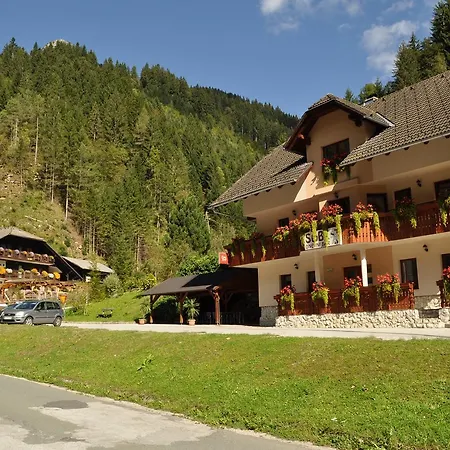 Prenocisca Valentina * Solčava